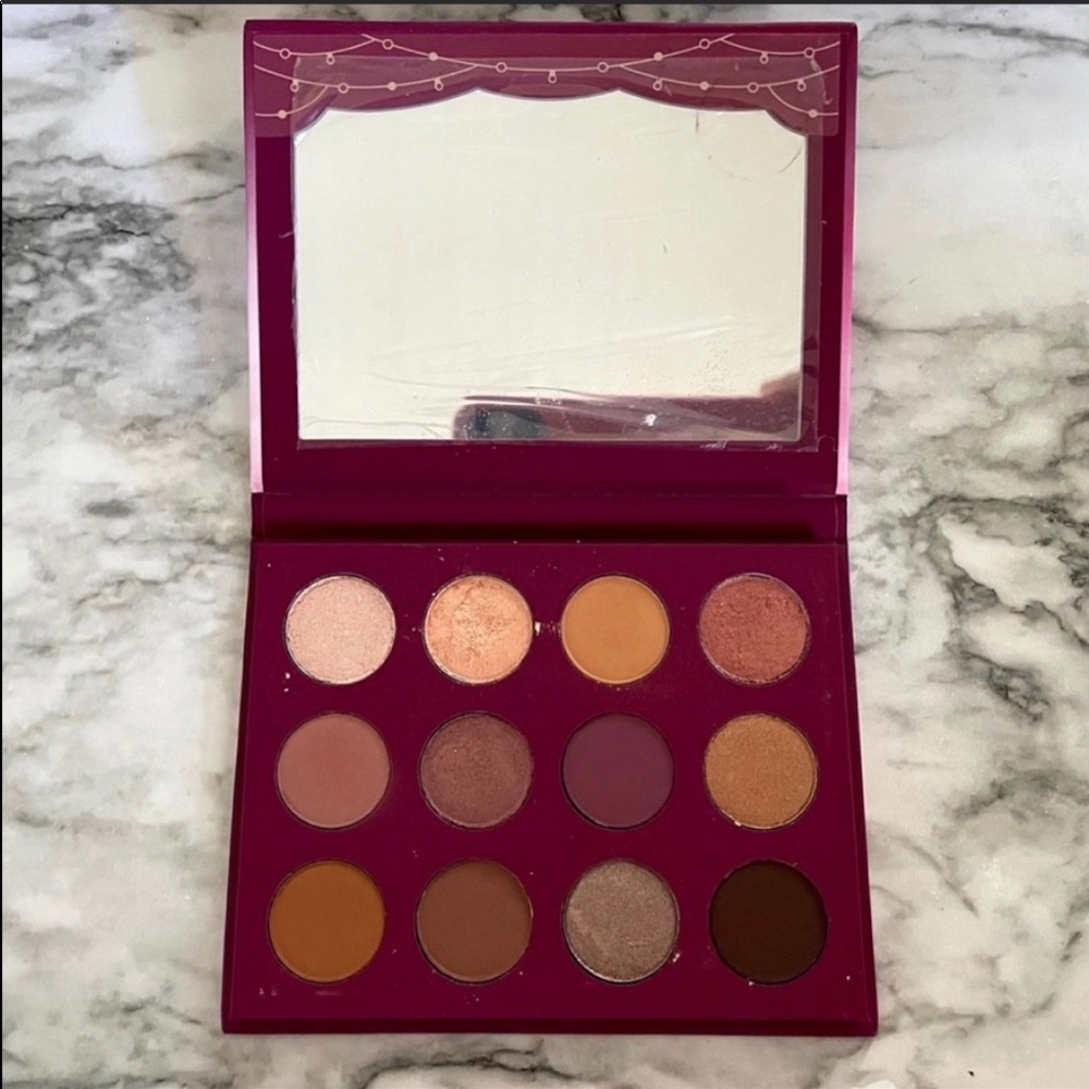 Colourpop “You Had Me At Hello” Pallet